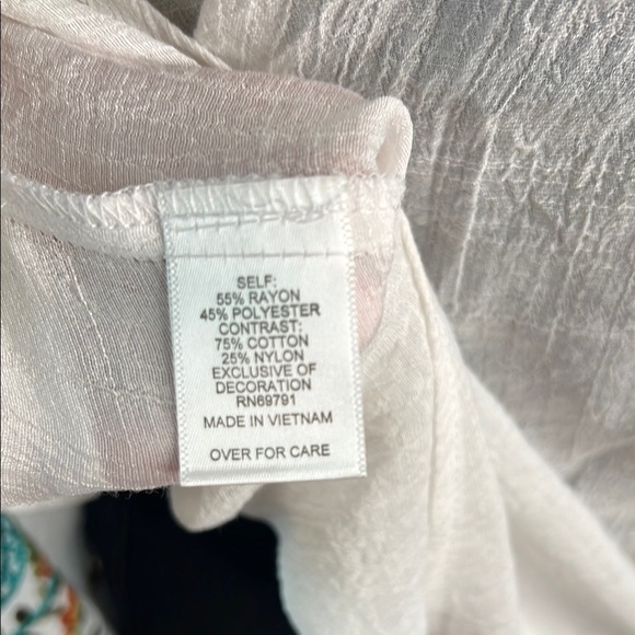 Hope Springs Embroidered White Boho Top Size L - Picture 7 of 8